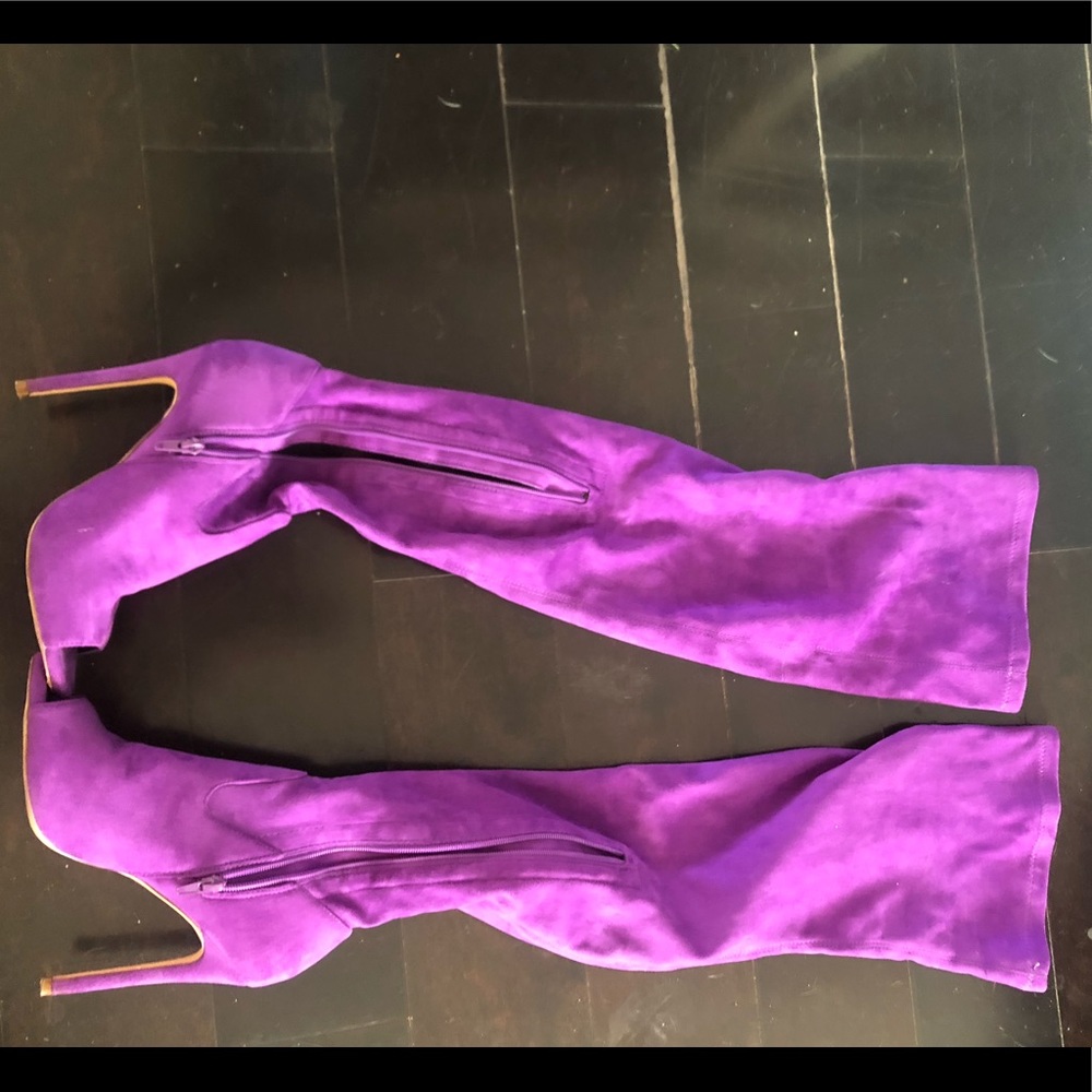 Size 9 Knee High Olivia Ferguson Heels